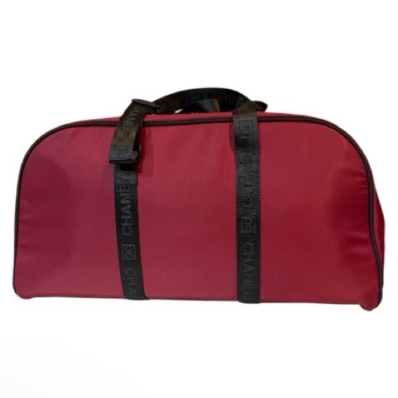 CHANEL Burgundy VIP Travel Duffle Bag GWP - Picture 3 of 10
